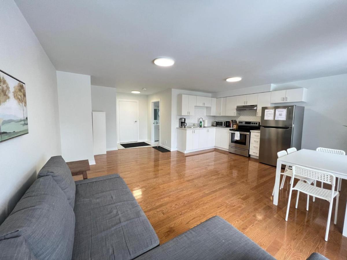 Letitia Heights !B Spacious And Quiet Private Bedroom With Shared Bathroom Barrie Eksteriør billede